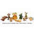 Keramik Minifigur - Elch sitzend mit Weihnachtsmütze - gemischte Farben