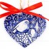 Weihnachtsvogel - Herzform, blau, handgefertigte Keramik, Weihnachtsbaum-Hänger
